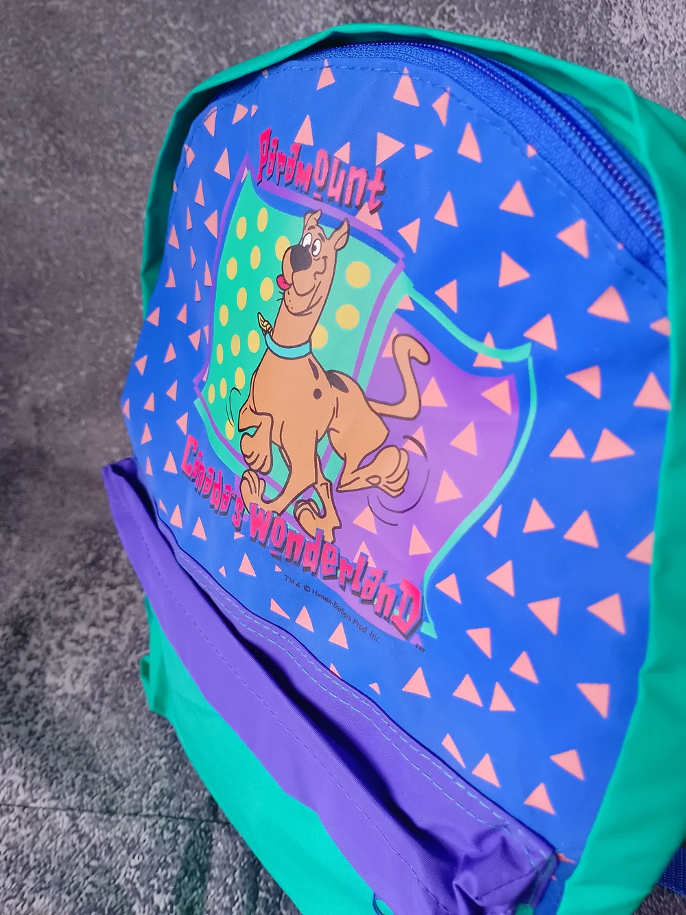 Vintage 90s Paramount Canada's Wonderland Scooby-Doo Graphic Kids Backpack - Picture 2 of 10